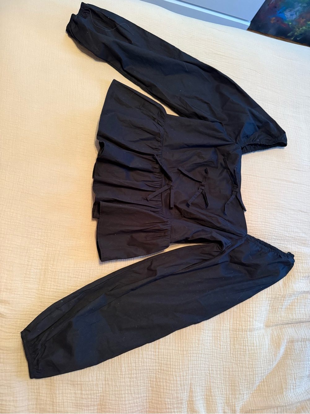 Francesca's Collections Black Long-Sleeve Peplum Blouse